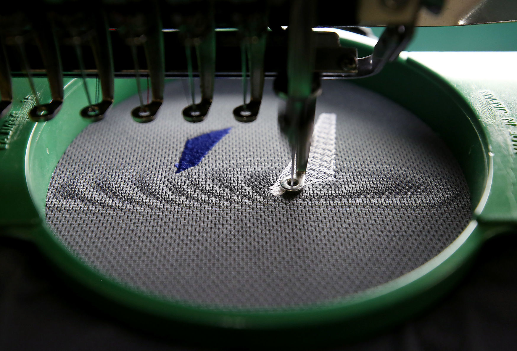Direct embroidery